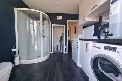 Photo of property in 33 Searells Road, Strowan, Christchurch, 8052