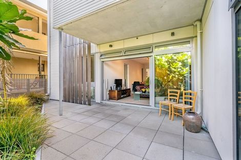 Photo of property in Masina Apartments, 107/80u Riddiford Street, Newtown, Wellington, 6021