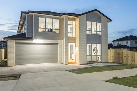 Photo of property in 5 Carrygawley Road, Flat Bush, Auckland, 2019