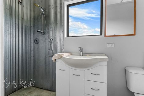 Photo of property in 32a Swamp Road, Mareretu, Maungaturoto, 0571