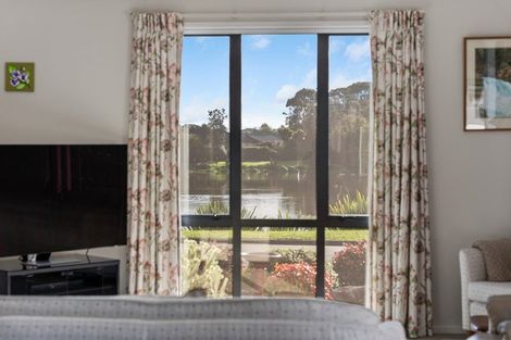 Photo of property in 12 Mcgregor Place, Paraparaumu, 5032