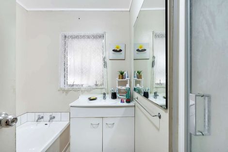 Photo of property in 151 Naylors Drive, Mangere, Auckland, 2022