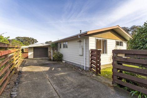 Photo of property in 26 Cypress Grove, Paraparaumu, 5032