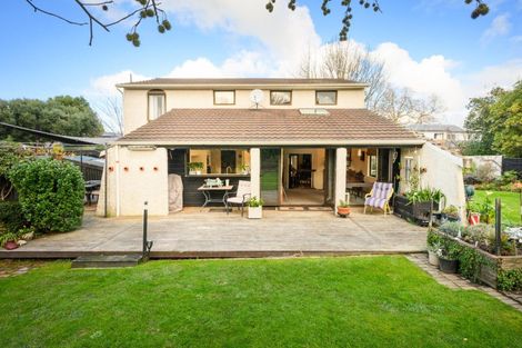 Photo of property in 19 Ashburn Lane, Awapuni, Palmerston North, 4412