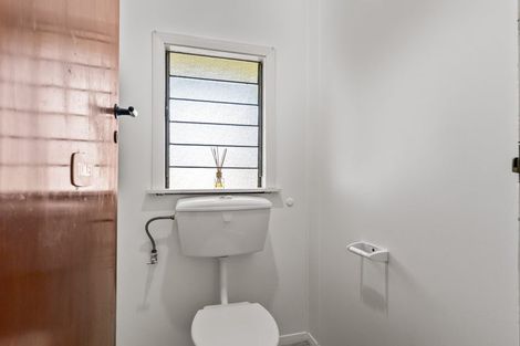 Photo of property in 9a Chilman Street, Strandon, New Plymouth, 4312