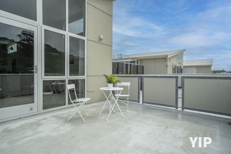 Photo of property in 5/9 Broderick Road, Johnsonville, Wellington, 6037