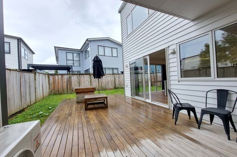 Photo of property in 7 Silvereye Road, Hobsonville, Auckland, 0616