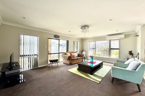 Photo of property in 77 Carruth Road, Papatoetoe, Auckland, 2025