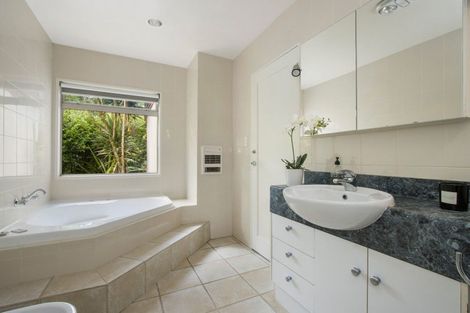 Photo of property in 425b Lund Road, Aongatete, 3178