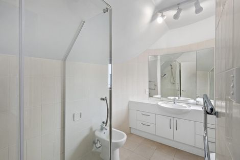 Photo of property in 28d Cranmer Square, Christchurch Central, Christchurch, 8013