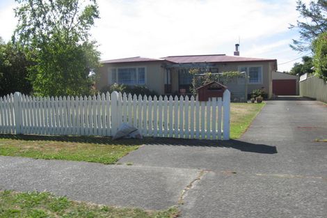 Photo of property in 28 Grey Street, Feilding, 4702