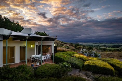 Photo of property in 5 Whakapirau Road, Maraekakaho, Hastings, 4174