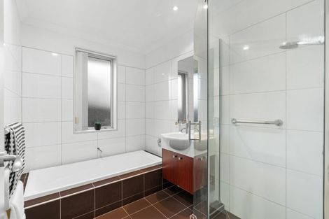 Photo of property in 17 Cunneen Place, Aidanfield, Christchurch, 8025