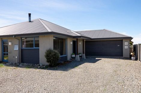 Photo of property in 19 Holdaway Street, Riversdale, Blenheim, 7201