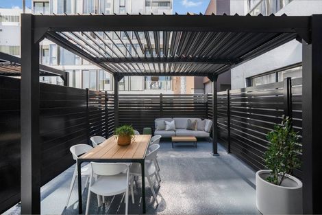 Photo of property in 4/11 Courtenay Place, Te Aro, Wellington, 6011