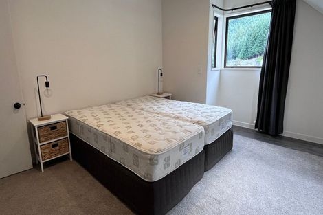 Photo of property in 20 Dart Place, Fernhill, Queenstown, 9300