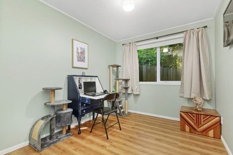 Photo of property in 30b The Drive, Tawa, Wellington, 5028