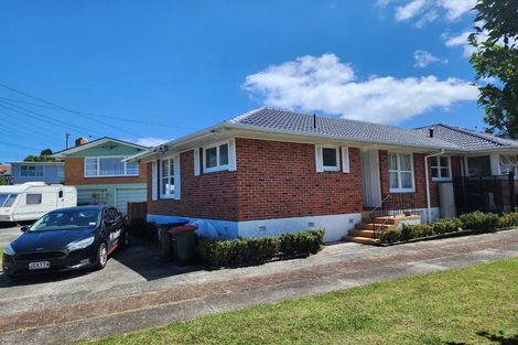 Photo of property in 2/8 Adrienne Place, Onehunga, Auckland, 1061