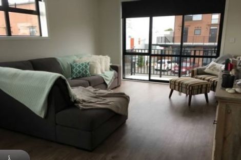 Photo of property in 101/4u Village Quarter Lane, Frankton, Hamilton, 3204
