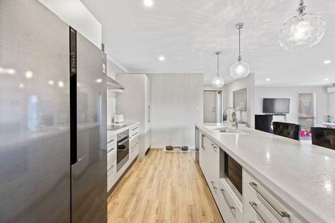 Photo of property in 28 Beachvale Drive, Kaiapoi, 7630