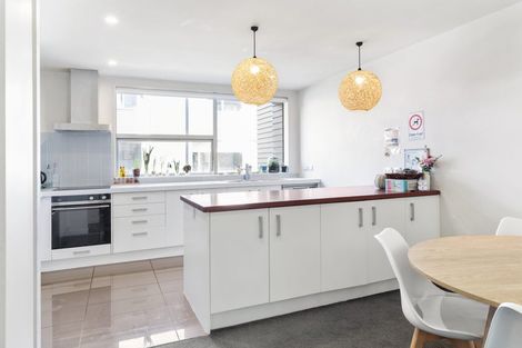 Photo of property in Altar Apartments, 56/120u Rintoul Street, Newtown, Wellington, 6021