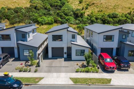 Photo of property in 67 Melksham Drive, Churton Park, Wellington, 6037