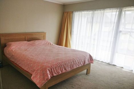 Photo of property in 2/27 Kerswill Place, Pakuranga, Auckland, 2010
