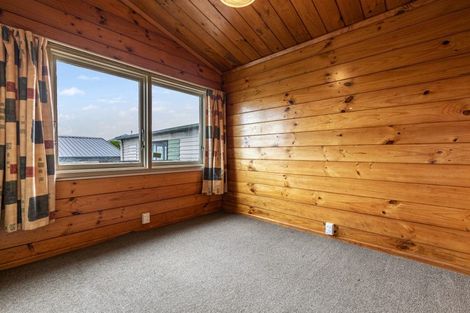 Photo of property in 291 Pakuranga Road, Pakuranga Heights, Auckland, 2010