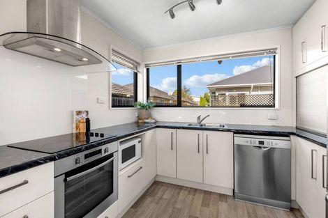 Photo of property in 8a Freyberg Avenue, Riccarton, Christchurch, 8011