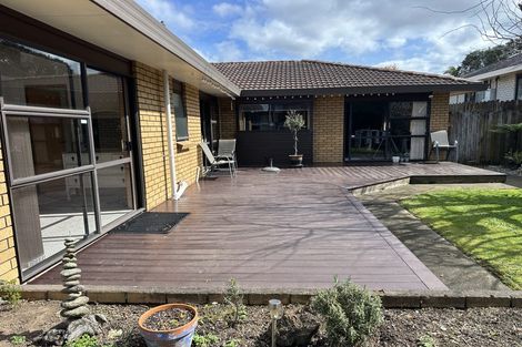 Photo of property in 54 Pigeon Mountain Road, Half Moon Bay, Auckland, 2012