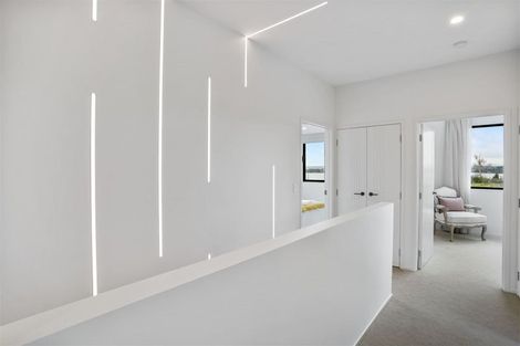 Photo of property in 1 Ocean Breeze Avenue, Hobsonville, Auckland, 0616