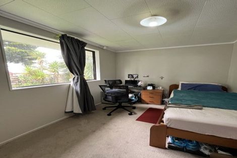 Photo of property in 2/4 Calvert Street, Papakura, 2110