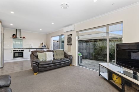 Photo of property in 215u1 Massey Street, Frankton, Hamilton, 3204