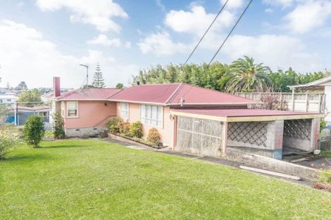 Photo of property in 8 Sarona Avenue, Glen Eden, Auckland, 0602