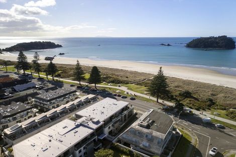 Photo of property in 10/48 Marine Parade, Mount Maunganui, 3116