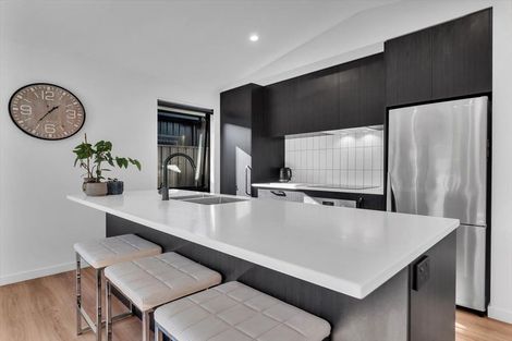 Photo of property in 215 Aubrey Road, Wanaka, 9305