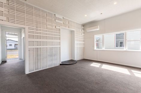 Photo of property in 42 Tennyson Street, Dannevirke, 4930