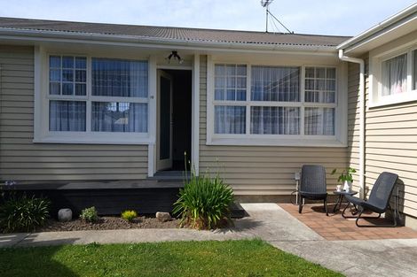 Photo of property in 18 Siddal Place, Richmond, Christchurch, 8013