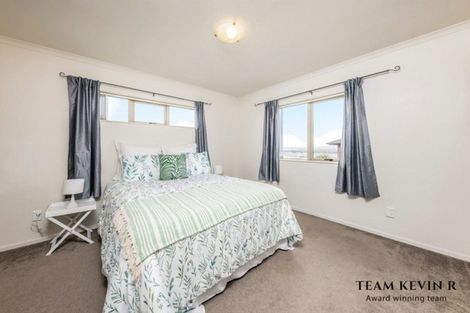 Photo of property in 3 Kirikiri Drive, Papakura, 2110