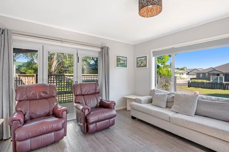 Photo of property in 2 Cambridge Terrace, Taradale, Napier, 4112
