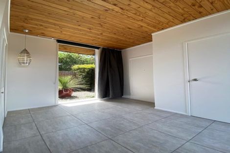 Photo of property in 24 Ashdown Place, Pahurehure, Papakura, 2113