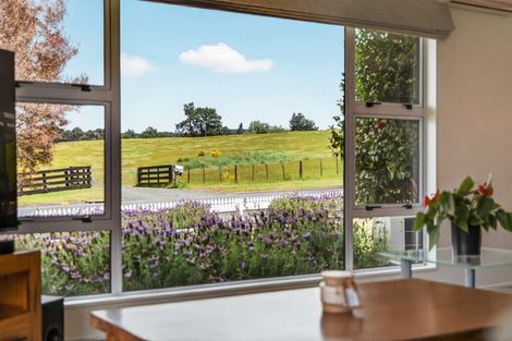 Photo of property in 39 Acacia Bay Road, Nukuhau, Taupo, 3330