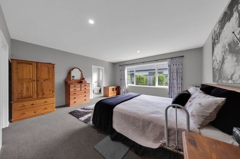 Photo of property in 21 Meadowfield Street, Flagstaff, Hamilton, 3210