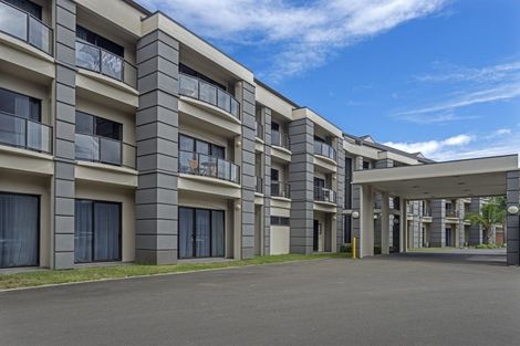 Photo of property in 211/2 Reads Quay, Gisborne, 4010