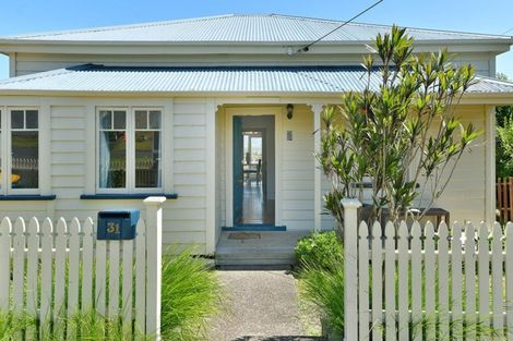 Photo of property in 31 Garfield Road, Helensville, 0800