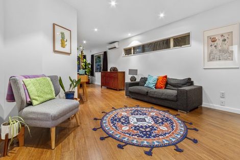 Photo of property in 2/30 Manu Place, Pinehill, Auckland, 0632