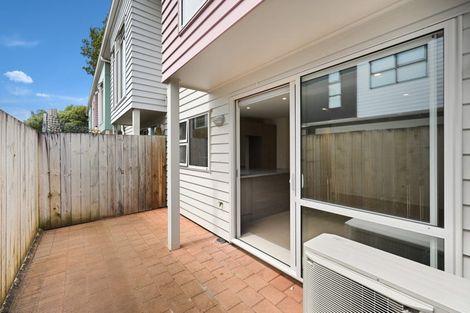 Photo of property in 72u2 Carrington Avenue, Silverdale, Hamilton, 3216