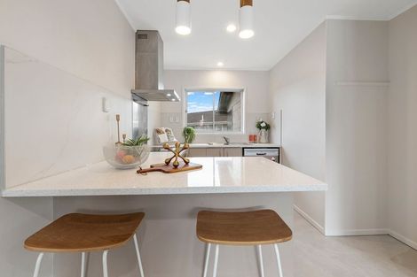 Photo of property in 1/11 Udall Place, Bucklands Beach, Auckland, 2014