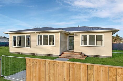 Photo of property in 34 James Street, Dannevirke, 4930
