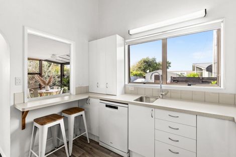 Photo of property in 50a Avenue Road, Greenmeadows, Napier, 4112